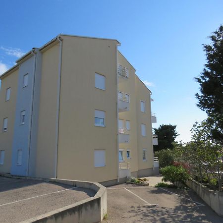 The Nifty Nook Apartments Novalja Exterior photo